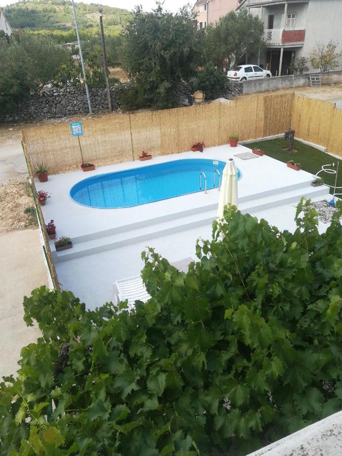 Apartmani Bruna Bilice Vrulje  Buitenkant foto