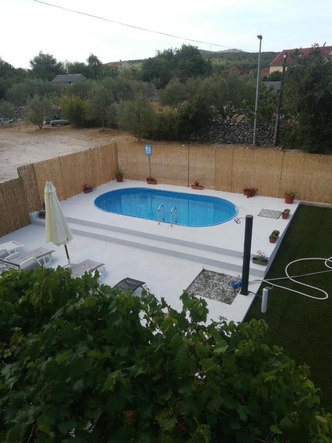 Apartmani Bruna Bilice Vrulje  Buitenkant foto