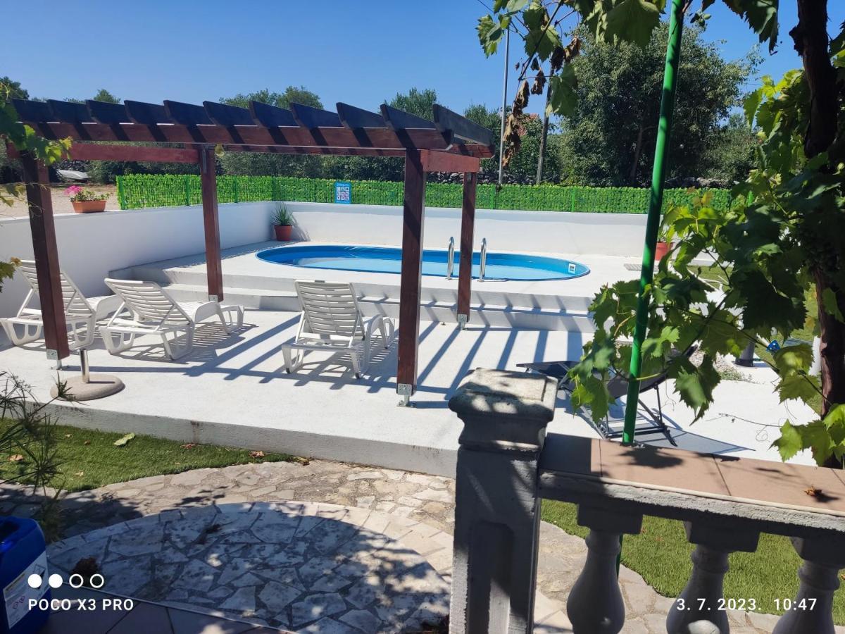Apartmani Bruna Bilice Vrulje  Buitenkant foto